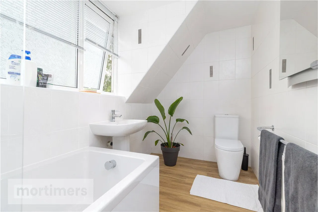 Shays Drive, Clitheroe, BB7, photo 17