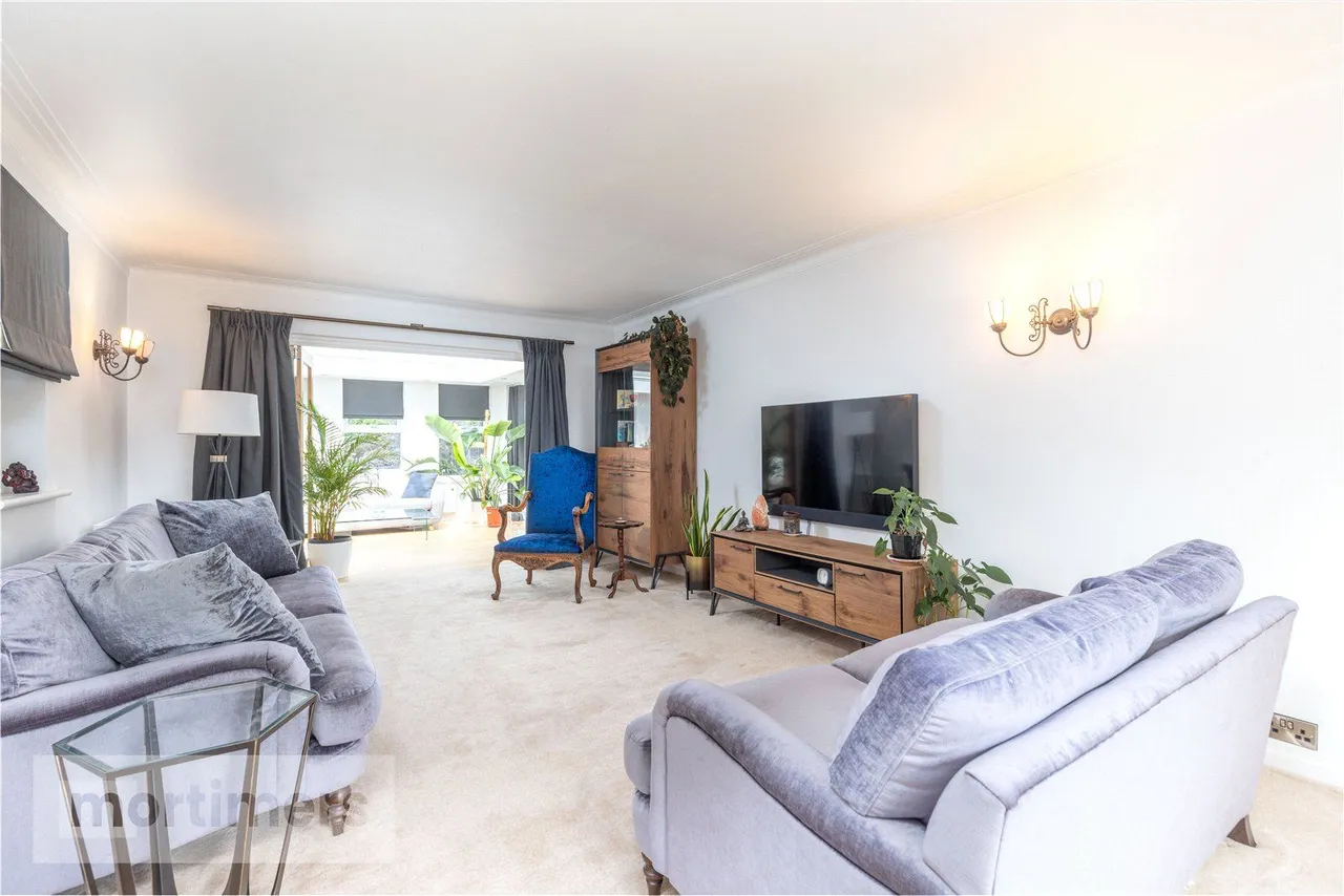Shays Drive, Clitheroe, BB7, photo 4