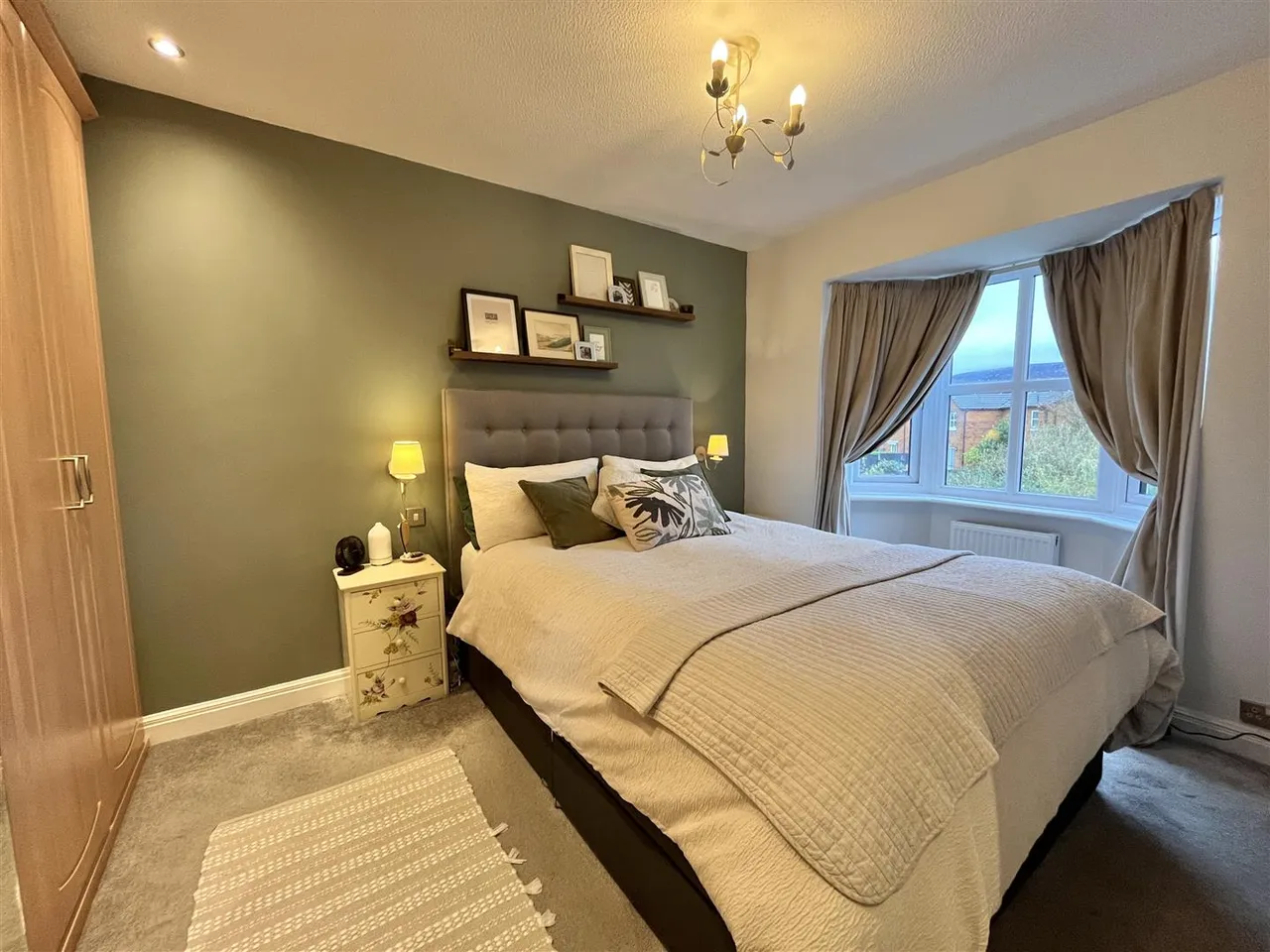 Richmond Close, Hadfield, SK13, photo 9