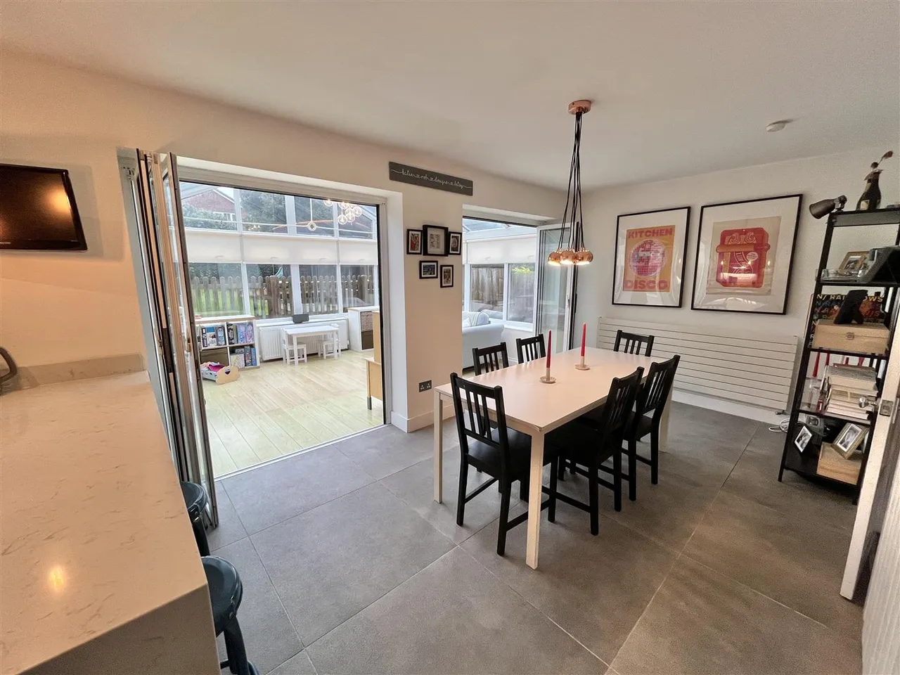 Richmond Close, Hadfield, SK13, photo 6