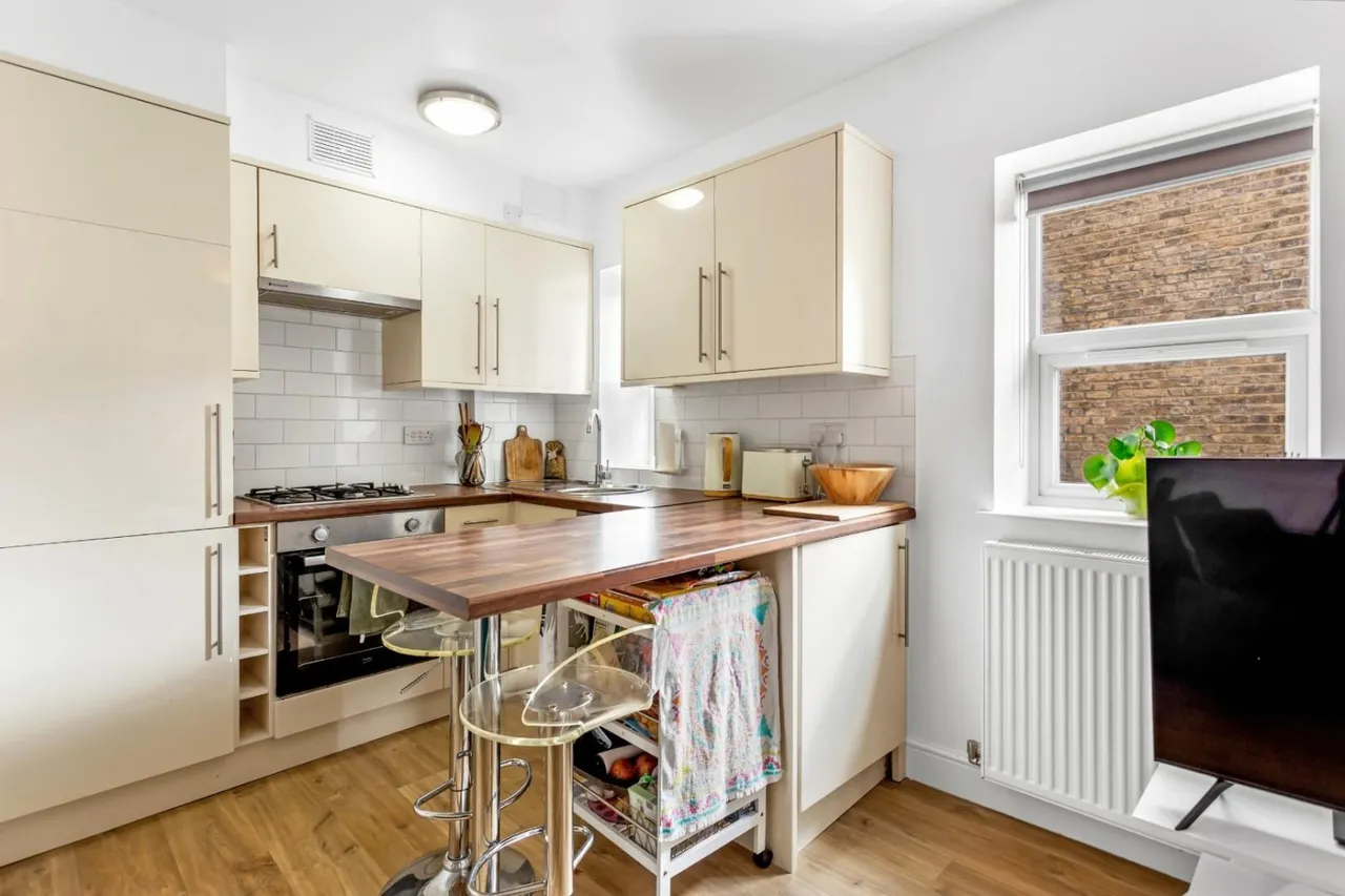 Alexandra Grove, London, N4, photo 3