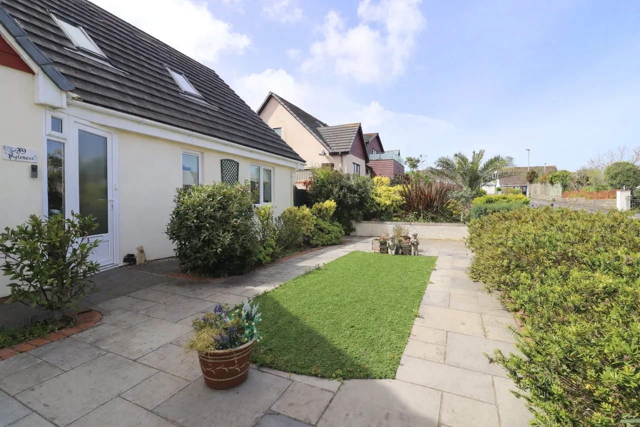 3 bed house for sale, Highfield, Northam, EX39