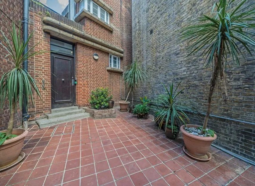 St. James' Road, Surbiton, KT6, photo 6