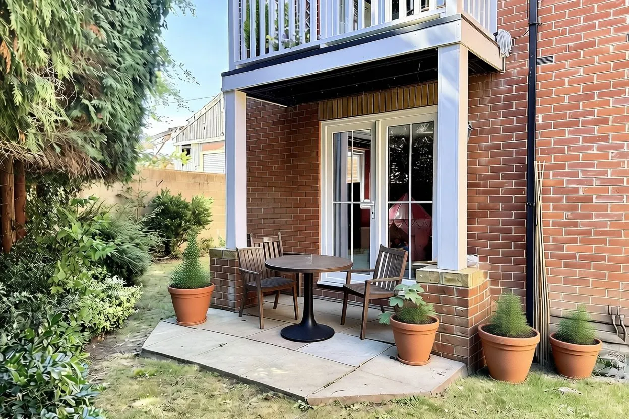Salisbury Road, SP6, photo 2