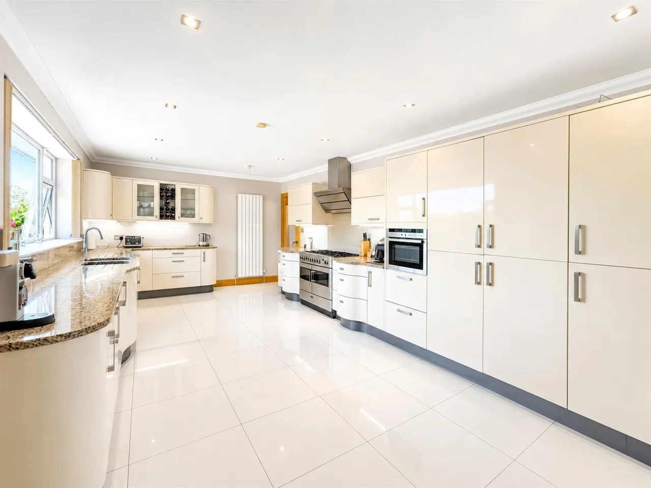 West Avenue, Carluke, Carluke, ML8 5AE, photo 13