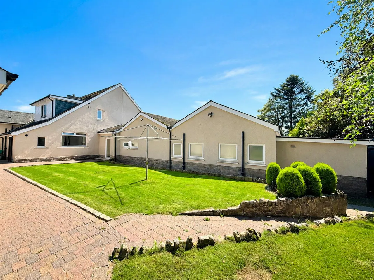 West Avenue, Carluke, Carluke, ML8 5AE, photo 63