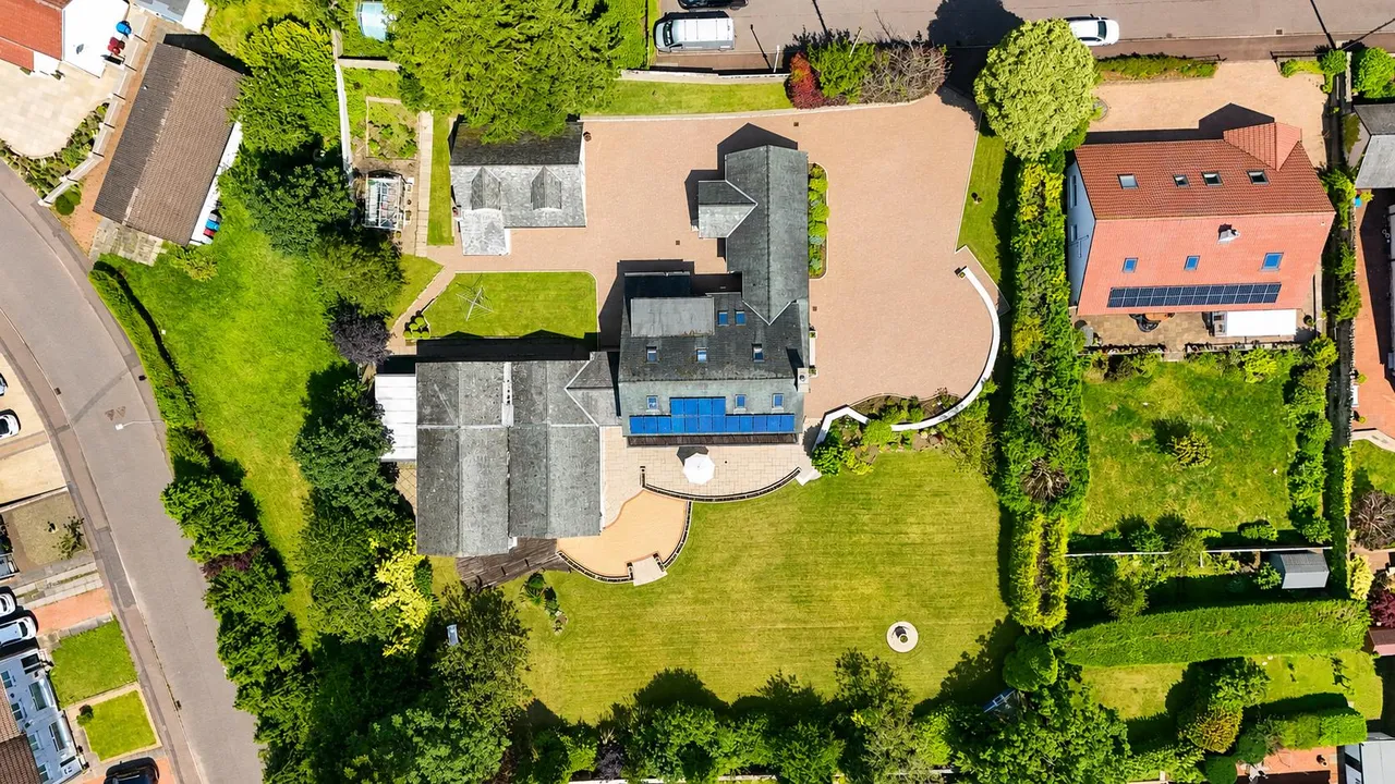 West Avenue, Carluke, Carluke, ML8 5AE, photo 66