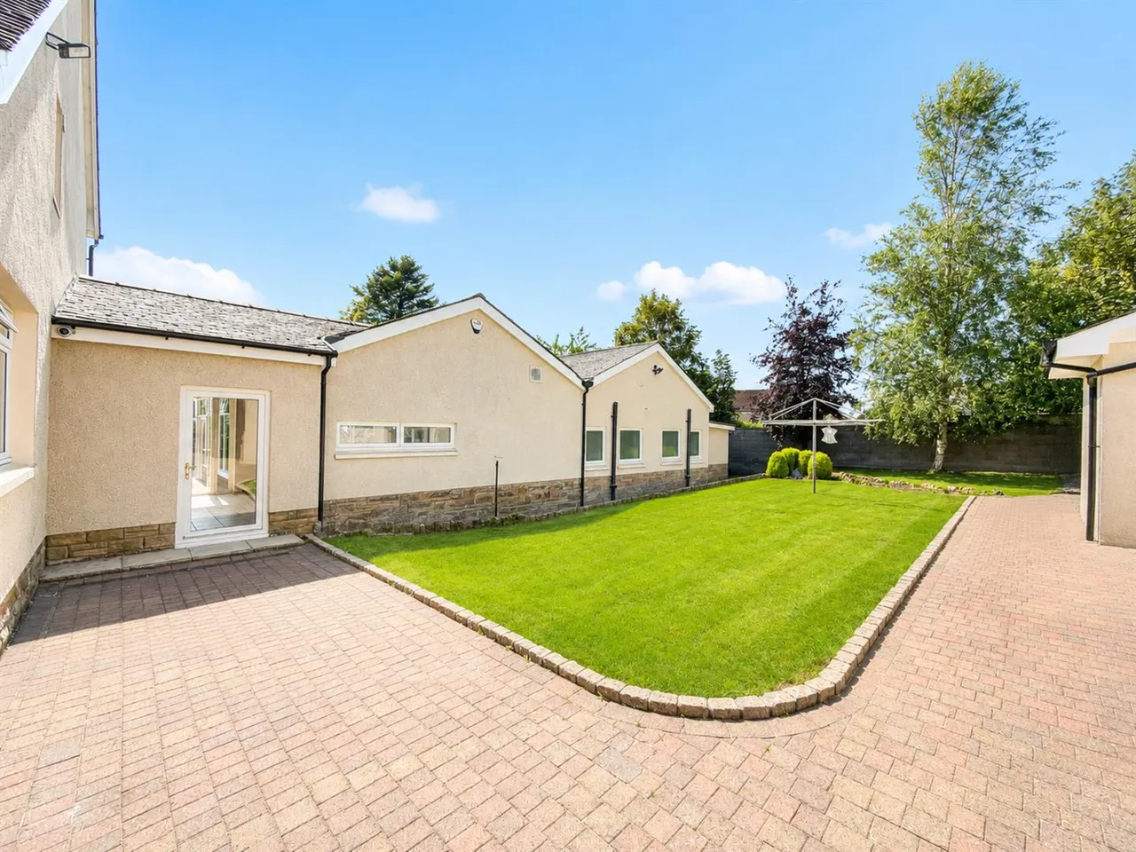 West Avenue, Carluke, Carluke, ML8 5AE, photo 61