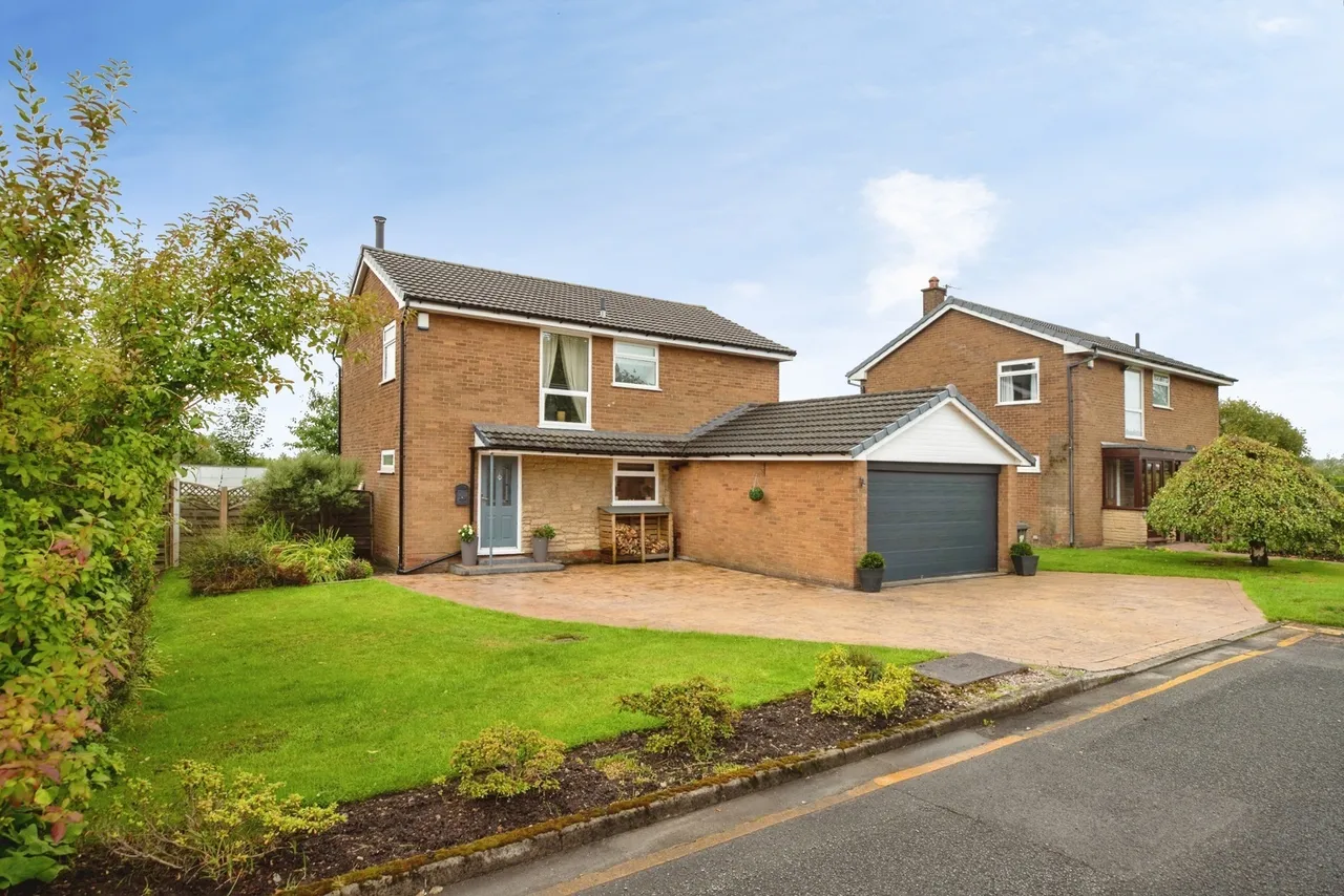 Sabden Close, Bury, BL9, photo 23