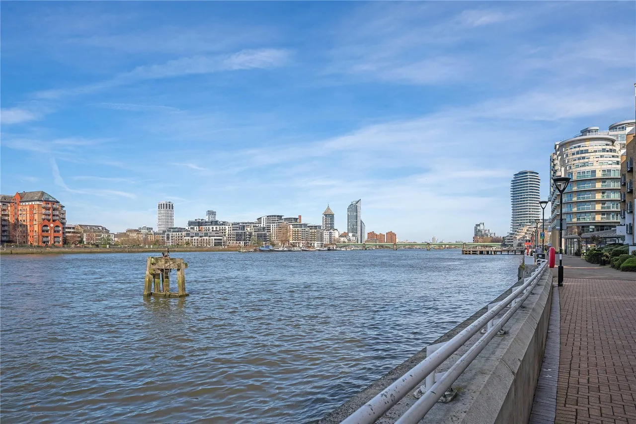 York Place, Battersea, SW11, photo 37