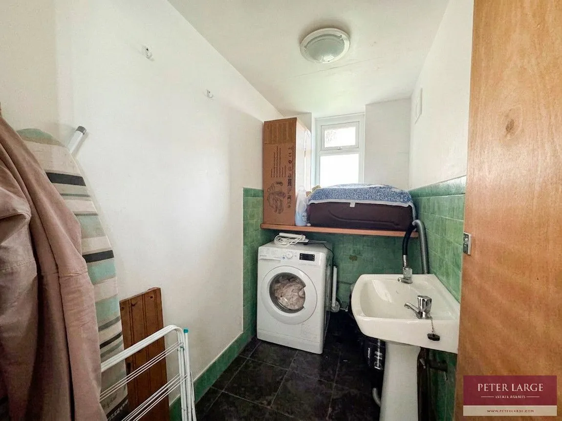 Marine Drive, Rhyl, Denbighshire, LL18 3AY, photo 19
