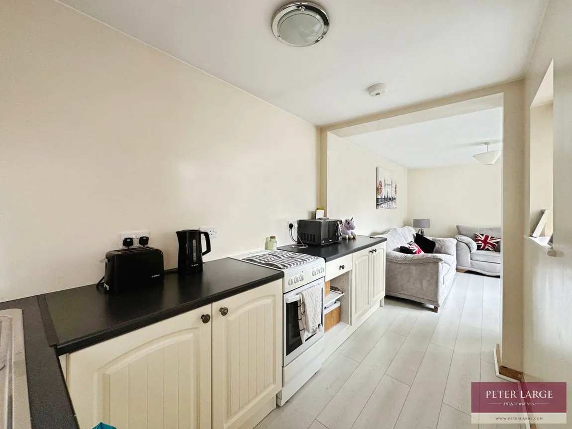 Marine Drive, Rhyl, Denbighshire, LL18 3AY, photo 25
