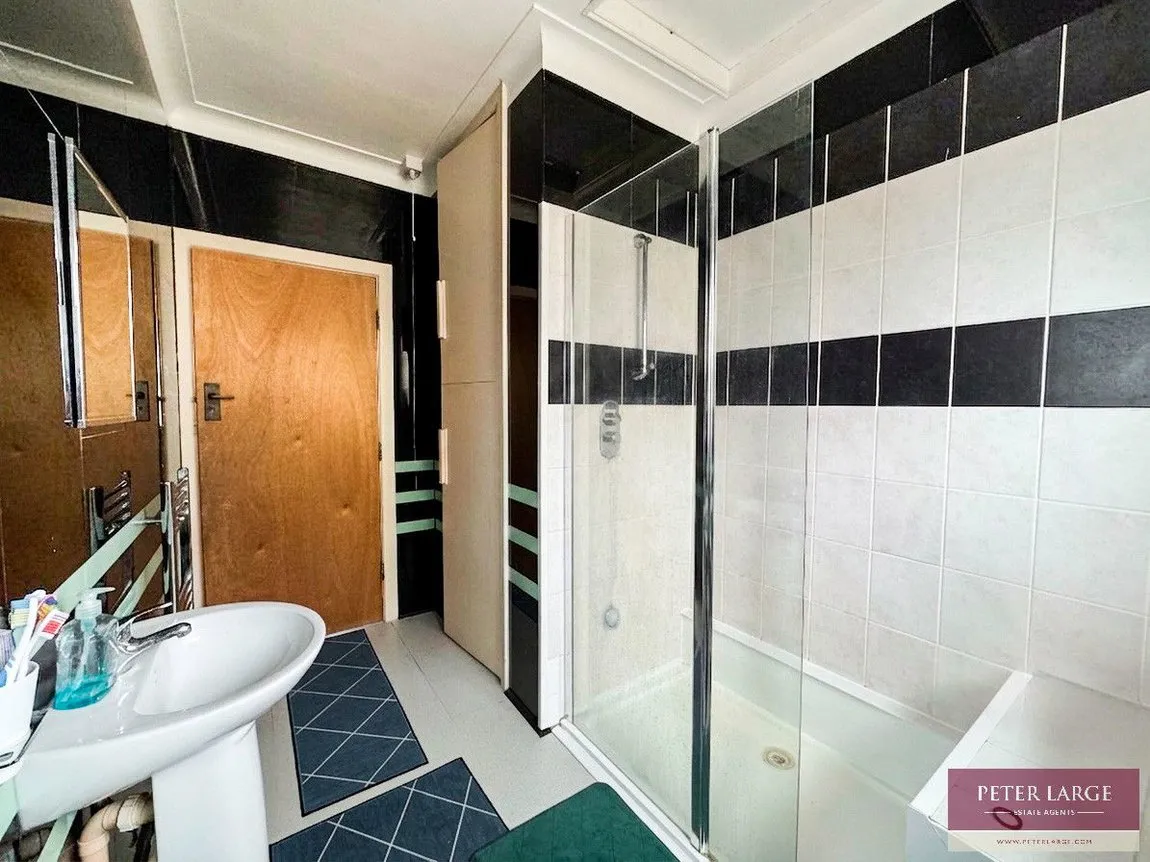 Marine Drive, Rhyl, Denbighshire, LL18 3AY, photo 18