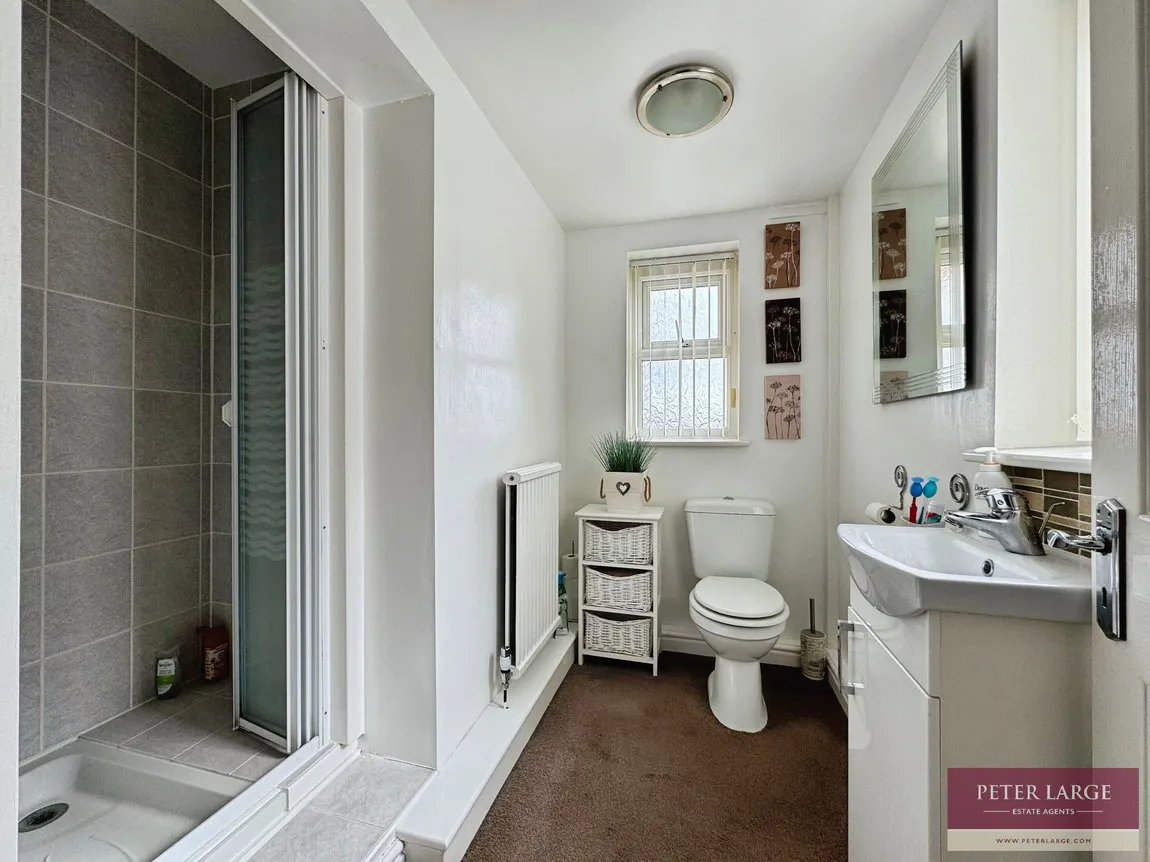 Marine Drive, Rhyl, Denbighshire, LL18 3AY, photo 11
