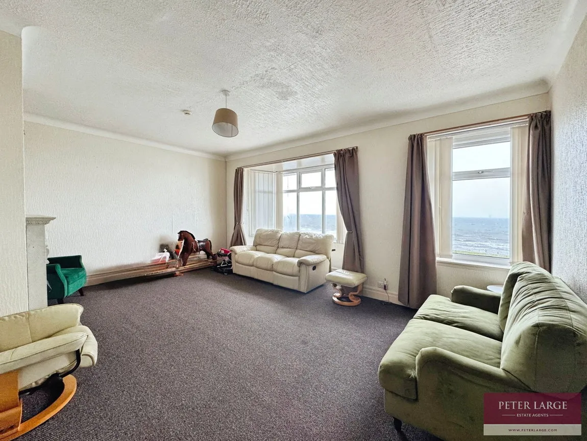 Marine Drive, Rhyl, Denbighshire, LL18 3AY, photo 12