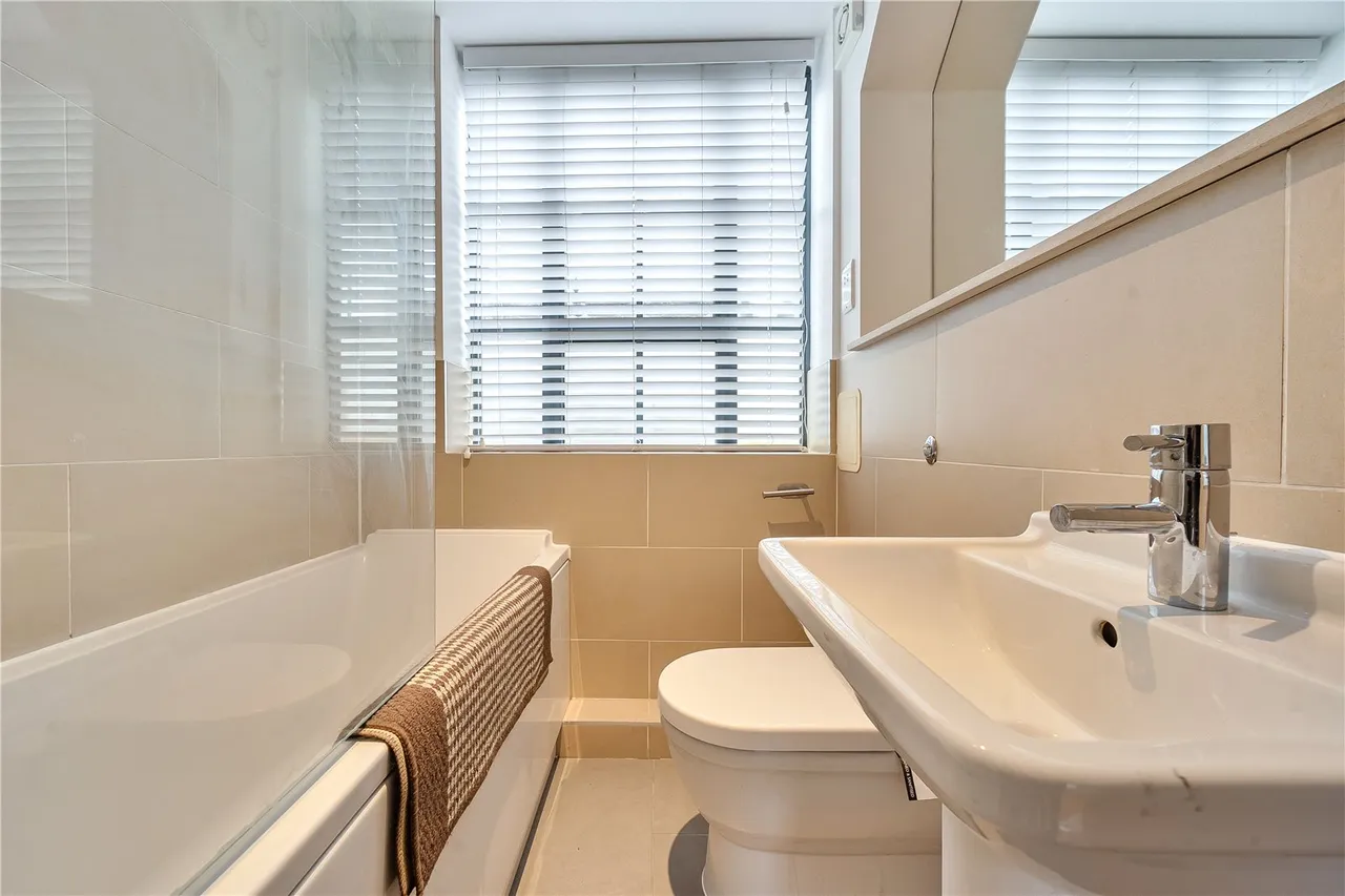 Cardigan Road, London, E3, photo 11