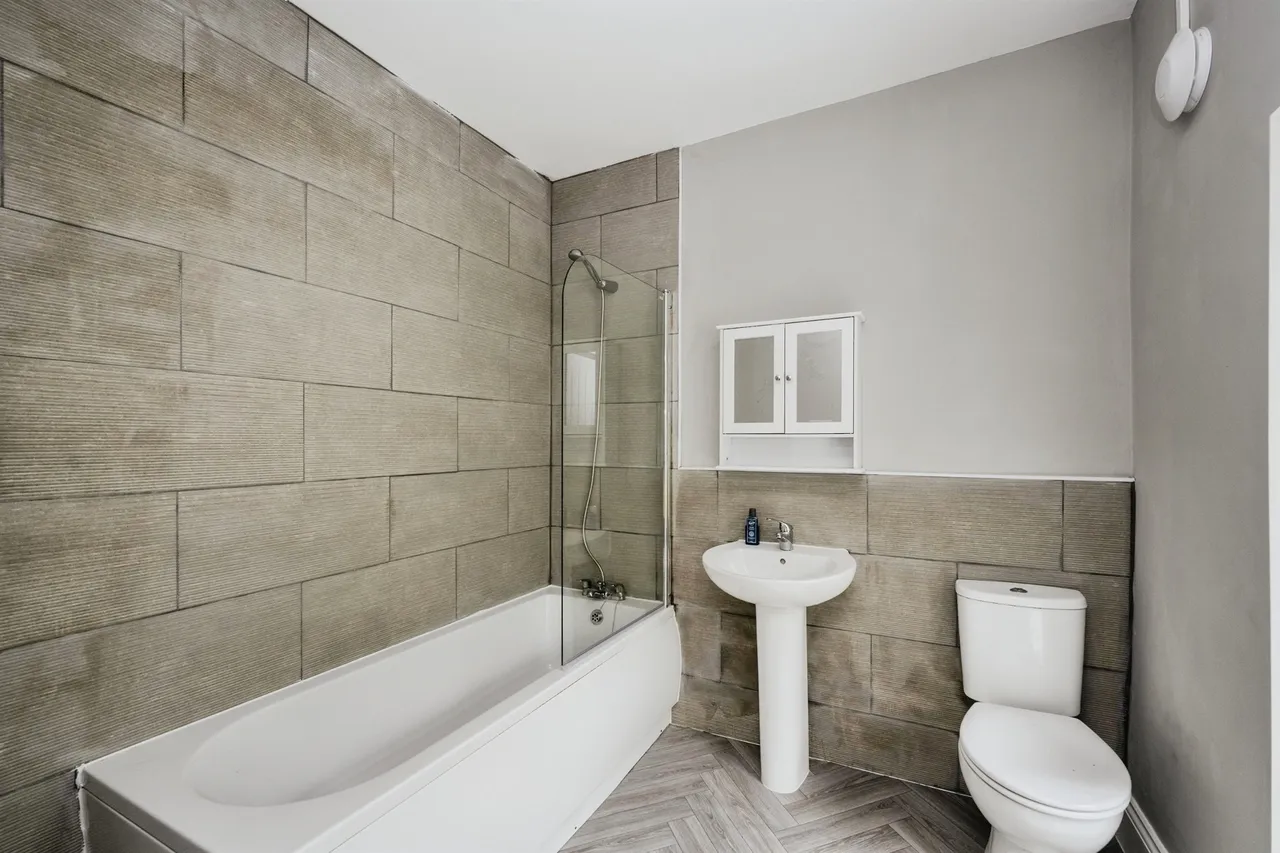 3 bed house for sale, Penywern Road, Swansea, SA9