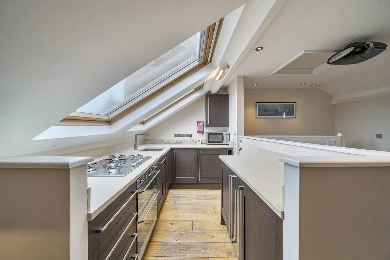 London, NW6, photo 2