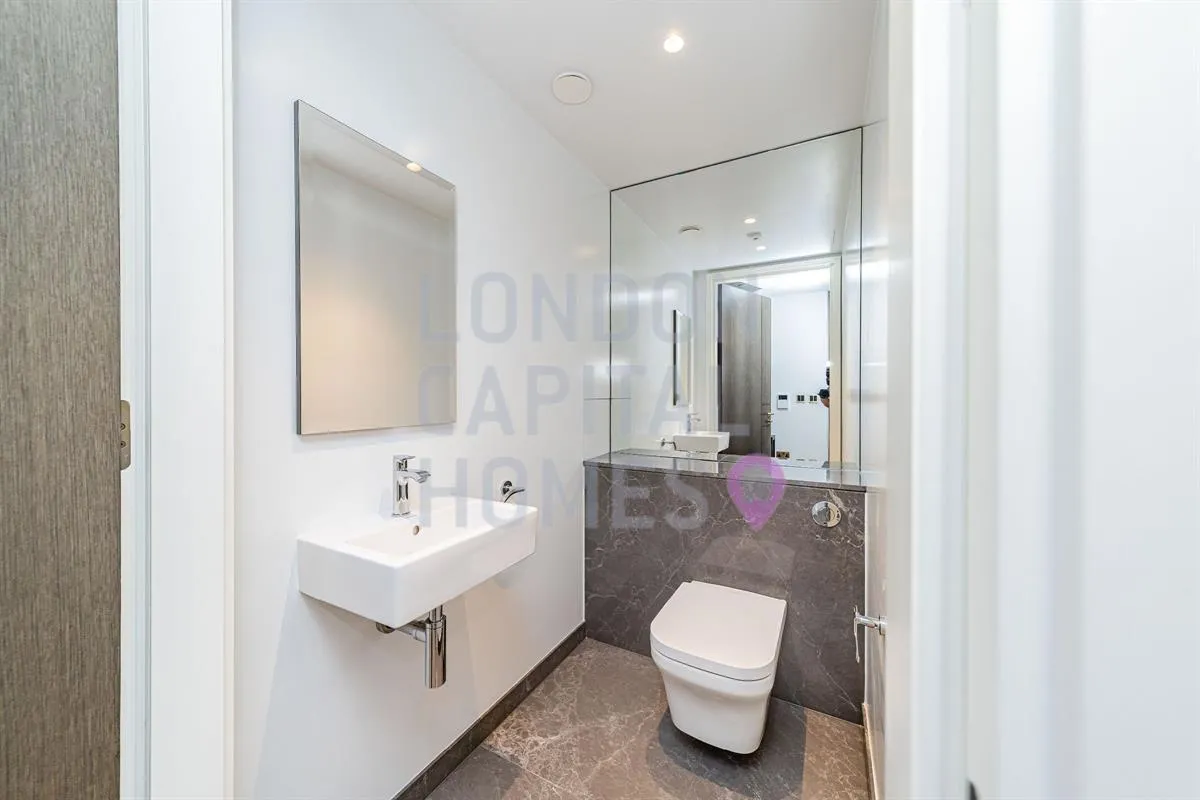 Carnation Way, London, photo 12