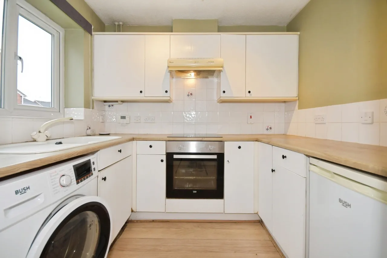 Old Quarry Close, Barlborough, Chesterfield, Derbyshire, S43, photo 2