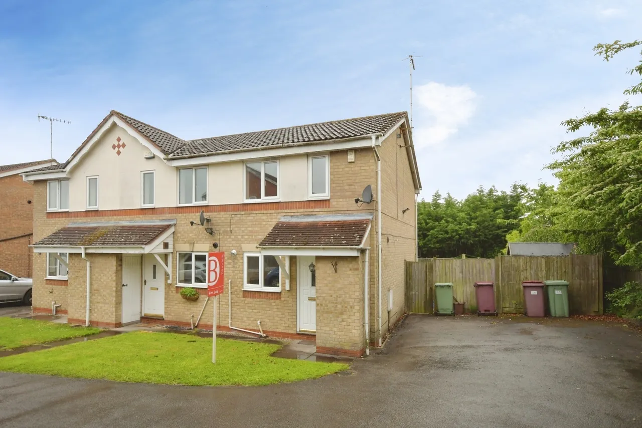 2 bed house for sale — Old Quarry Close, Barlborough, Chesterfield, Derbyshire, S43