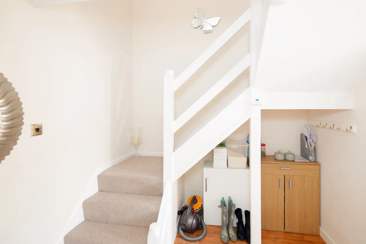 Blenheim Drive, Bicester, photo 5
