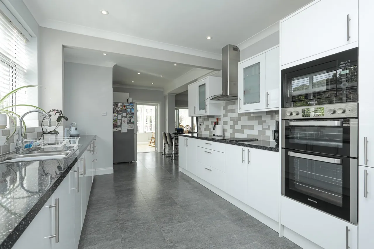 Twiss Road, Hythe, CT21, photo 6