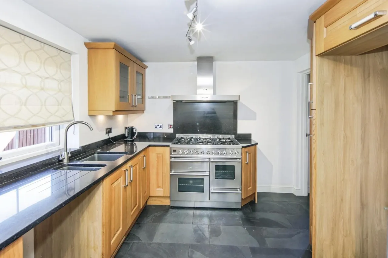 Nesfield Grove, Hampton-In-Arden, B92, photo 7