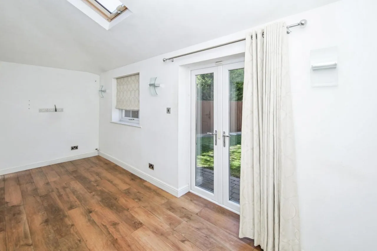 Nesfield Grove, Hampton-In-Arden, B92, photo 4