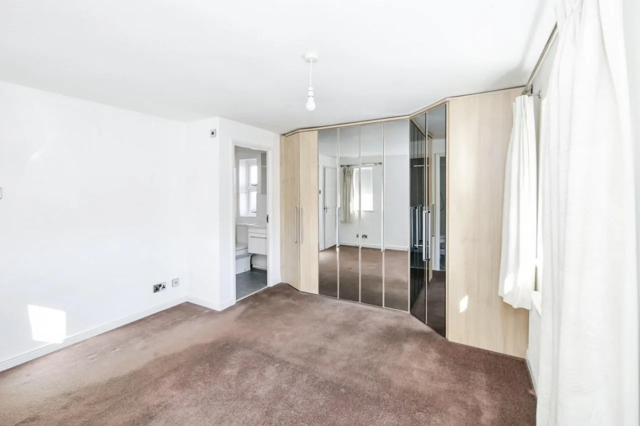 Nesfield Grove, Hampton-In-Arden, B92, photo 11