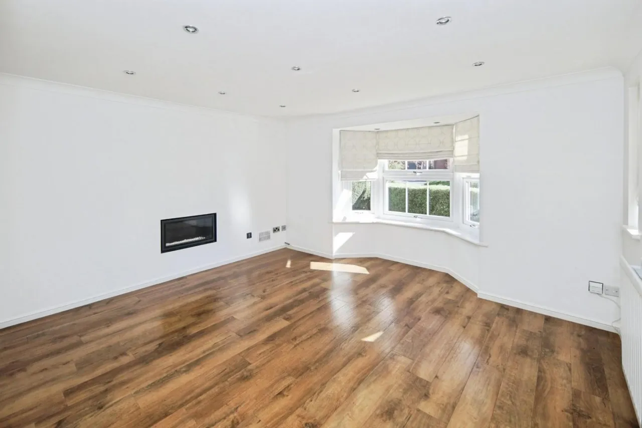 Nesfield Grove, Hampton-In-Arden, B92, photo 2