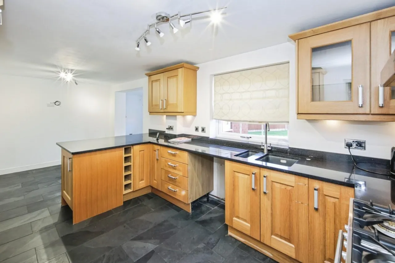 Nesfield Grove, Hampton-In-Arden, B92, photo 6