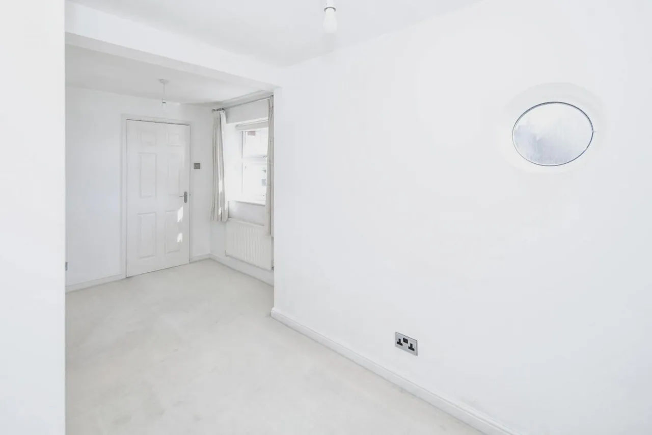 Nesfield Grove, Hampton-In-Arden, B92, photo 15