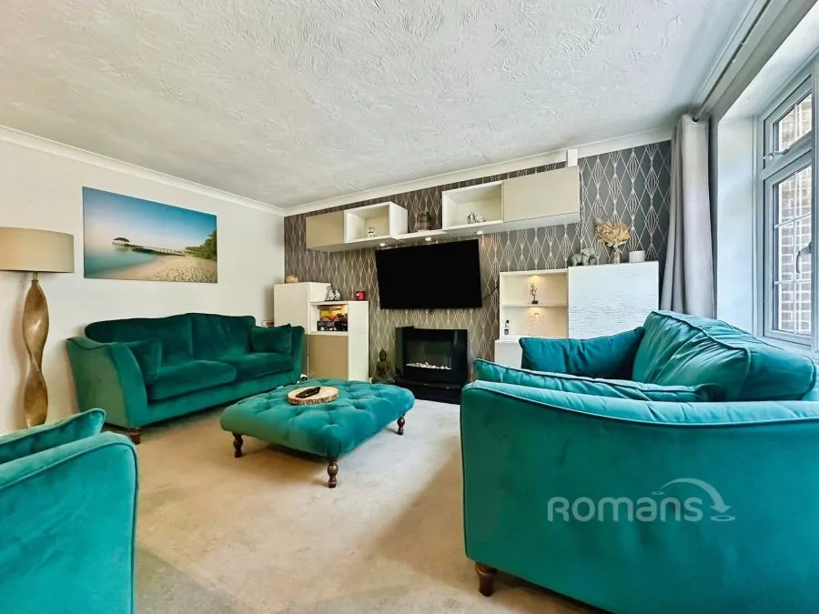 Northfield Road, Church Crookham, GU52, photo 2
