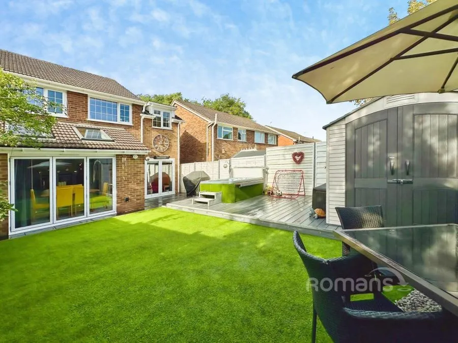 Northfield Road, Church Crookham, GU52, photo 11