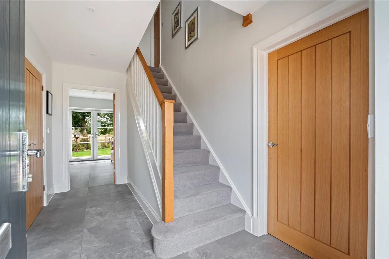 Broughton Gifford, Wiltshire, photo 16