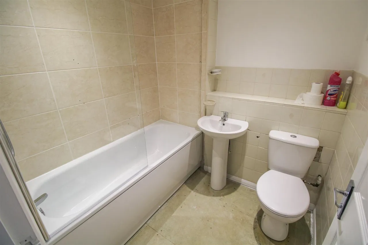Tickenhall Drive, Church Langley, CM17, photo 7