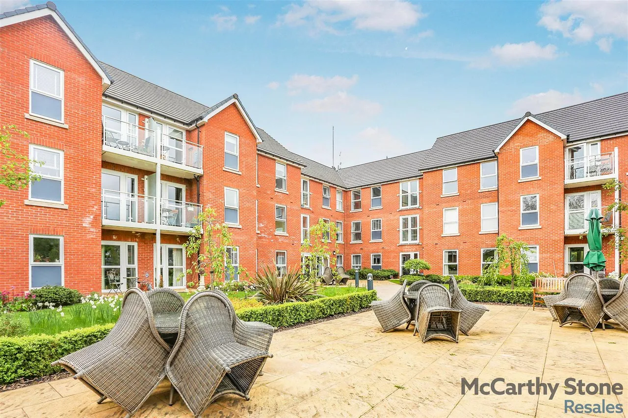 1 bed flat for sale, Scalford Road, Melton Mowbray, LE13
