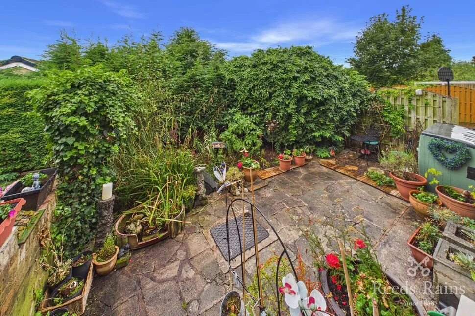 Longworth Avenue, Burnley, BB10, photo 11