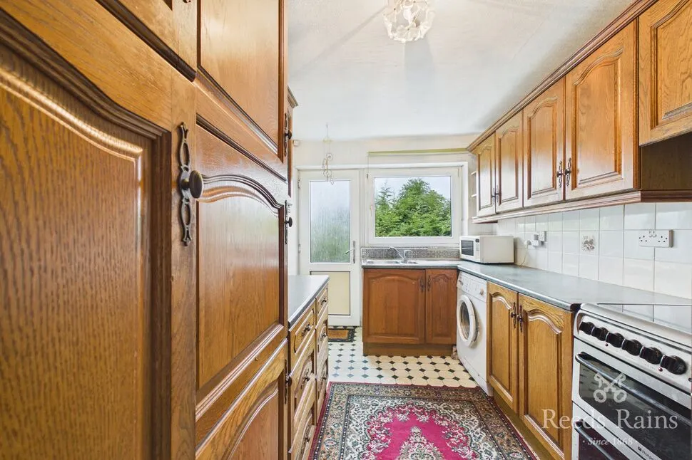 Longworth Avenue, Burnley, BB10, photo 8