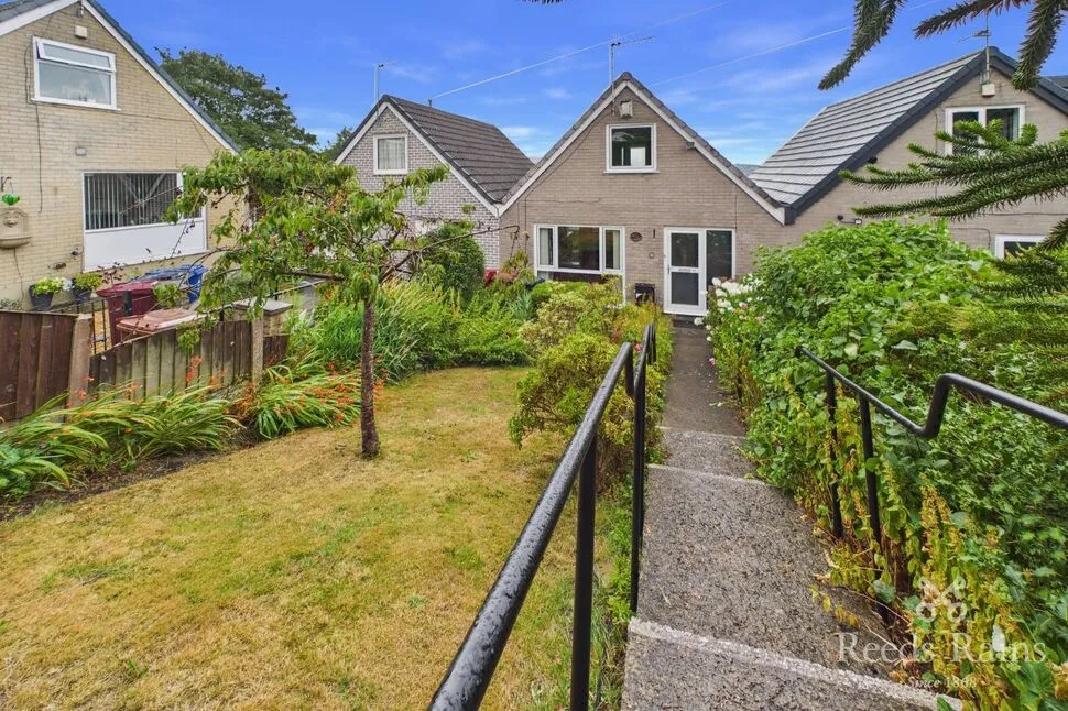 Longworth Avenue, Burnley, BB10, photo 2
