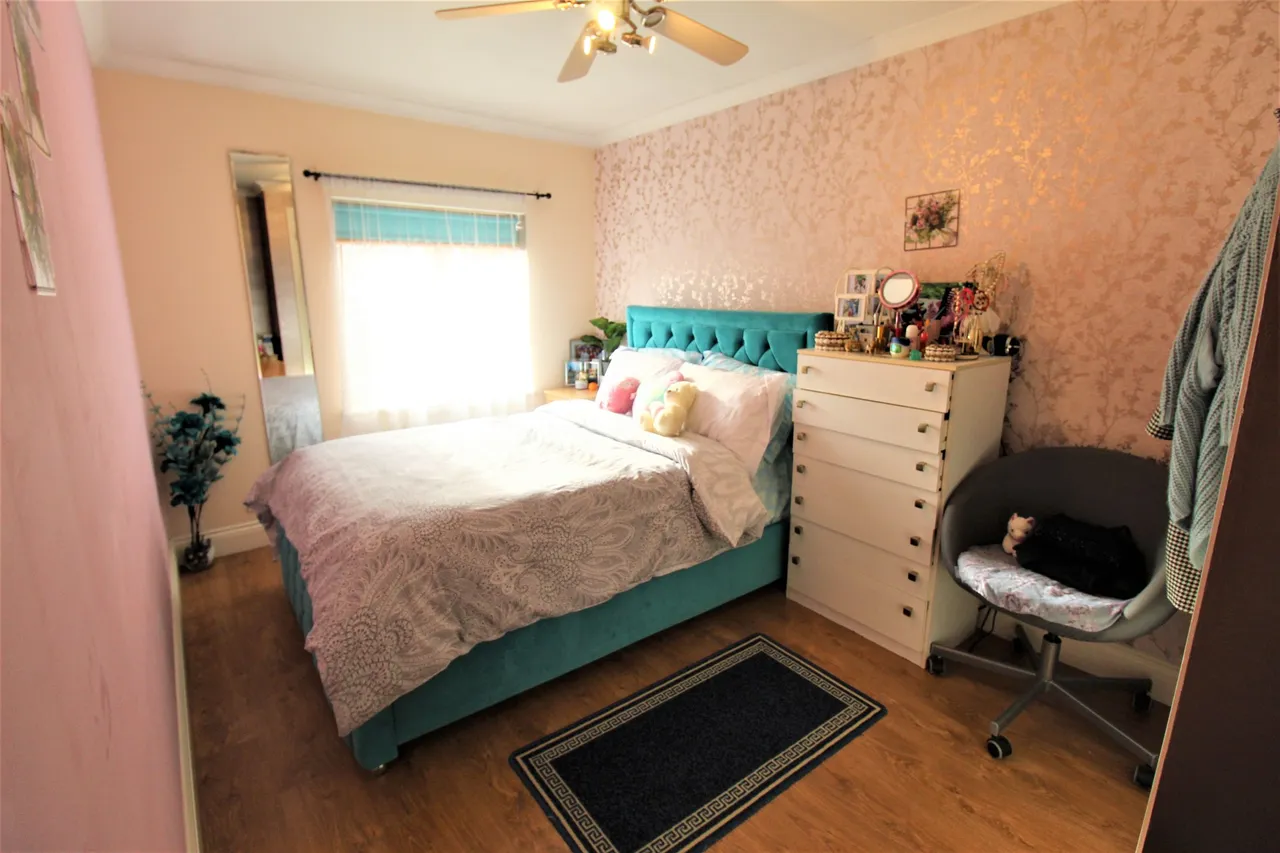Advice Avenue, Grays, Essex, RM16 6QN, photo 8