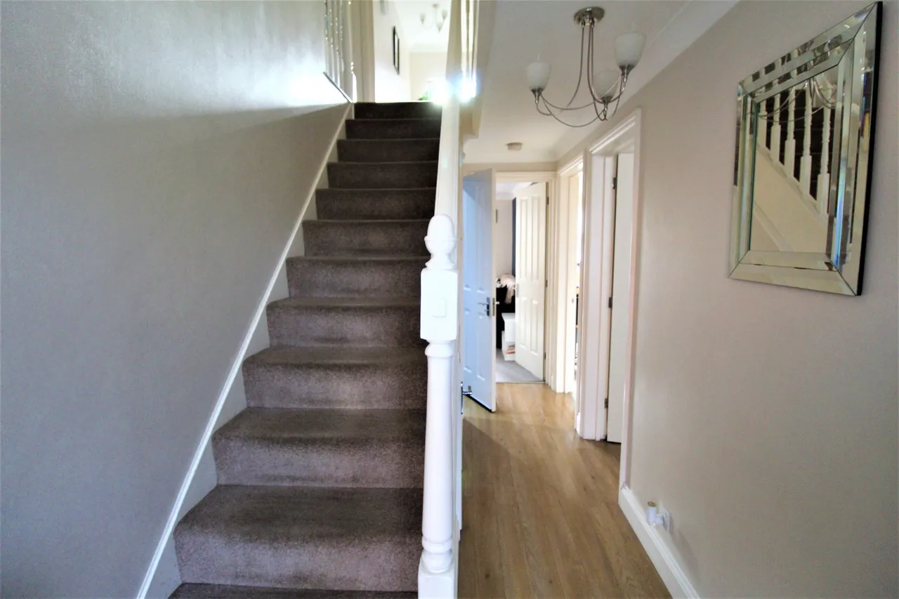 Advice Avenue, Grays, Essex, RM16 6QN, photo 6