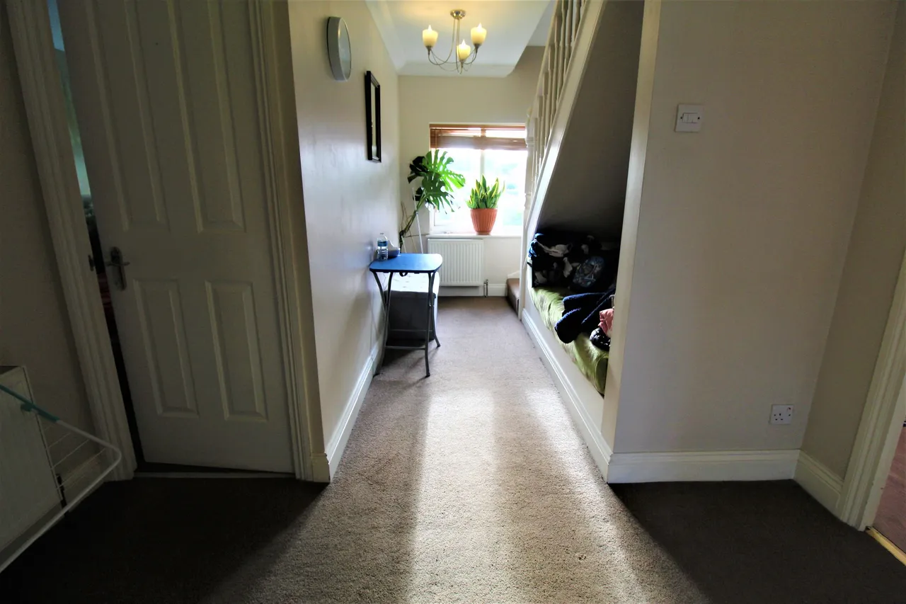 Advice Avenue, Grays, Essex, RM16 6QN, photo 7