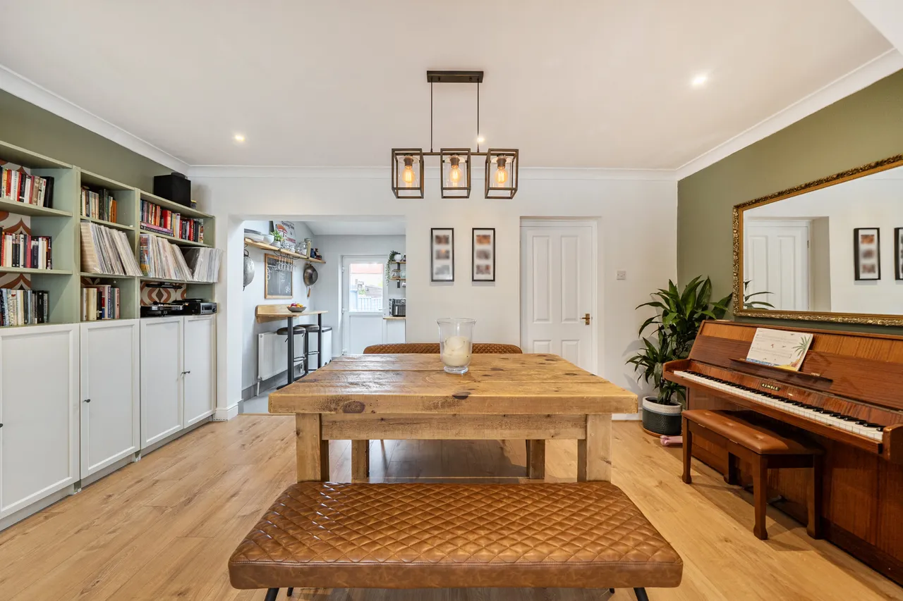 Hartland Drive, Ruislip, HA4, photo 4