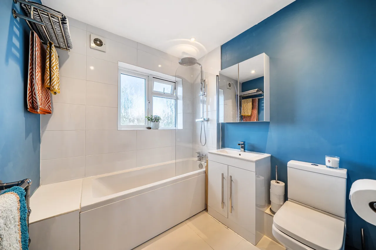 Hartland Drive, Ruislip, HA4, photo 9