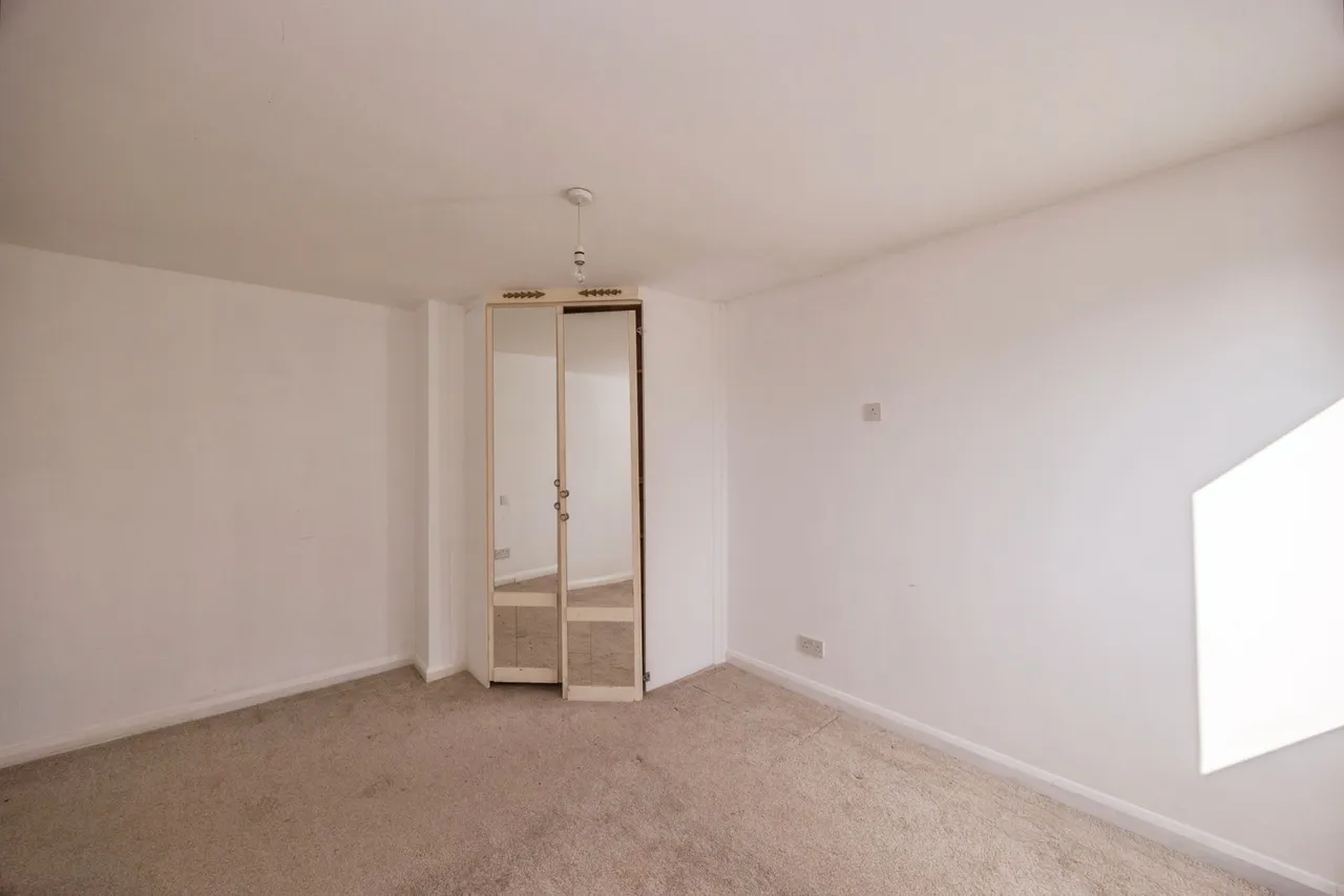 Fulmer Walk, Waterlooville, PO8, photo 12