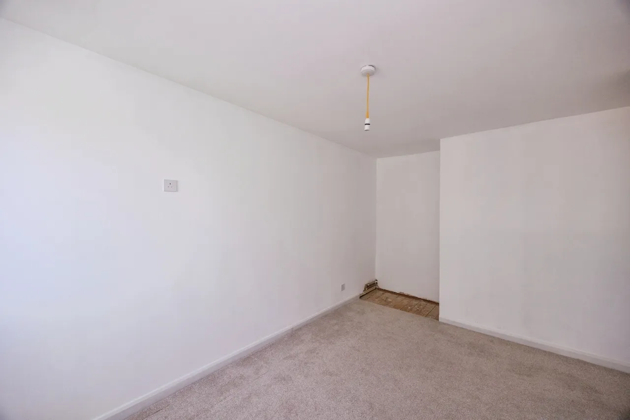 Fulmer Walk, Waterlooville, PO8, photo 15