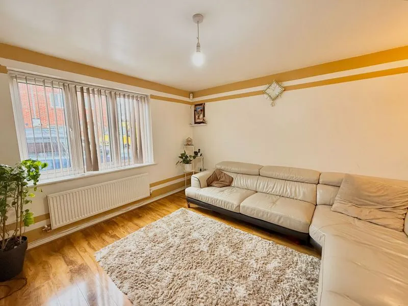 Guardian Way, Luton LU1 1BU, photo 4