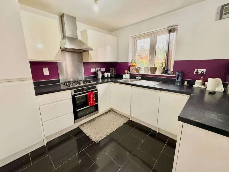 Guardian Way, Luton LU1 1BU, photo 8